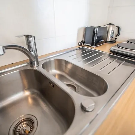 Daire ++++ Renovated Cosy 50m2 Sunny Flat / Balcony / Close To And To The Palais Des Festivals ++++ *