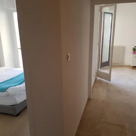 ++++ Renovated Cosy 50m2 Sunny Flat / Balcony / Close To And To The Palais Des Festivals ++++ Daire